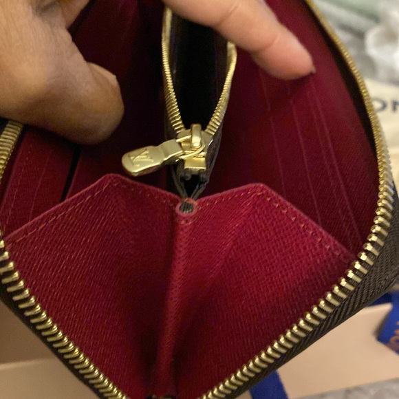 Louis Vuitton Monogram Clemence Zipper Wallet.  NWOT. NEVER USED - Picture 9 of 14